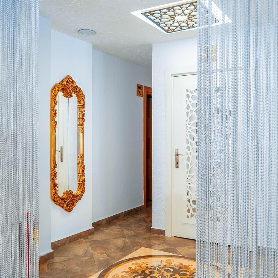 Mevre Hotel Antalya Bagian luar foto