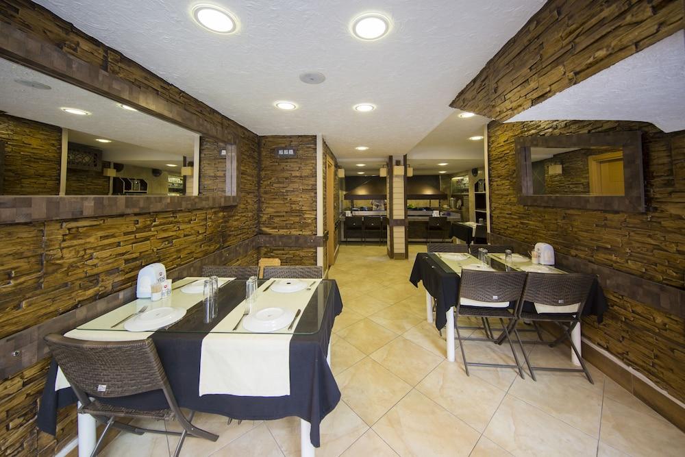 Mevre Hotel Antalya Bagian luar foto