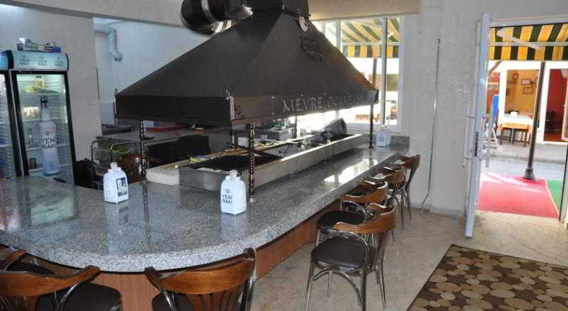 Mevre Hotel Antalya Bagian luar foto